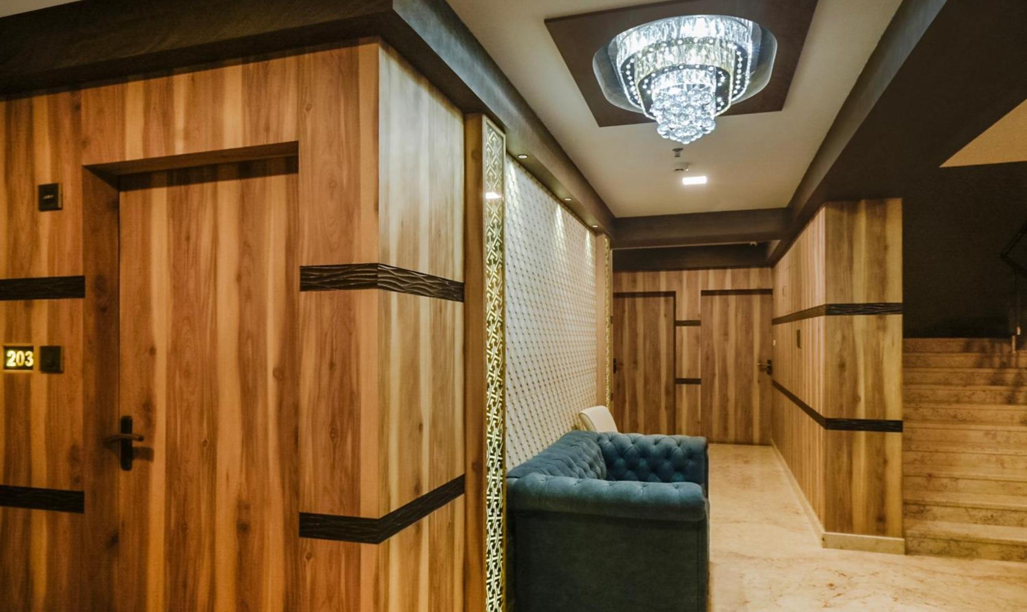 Hotel Orion Crystal Калькутта Экстерьер фото