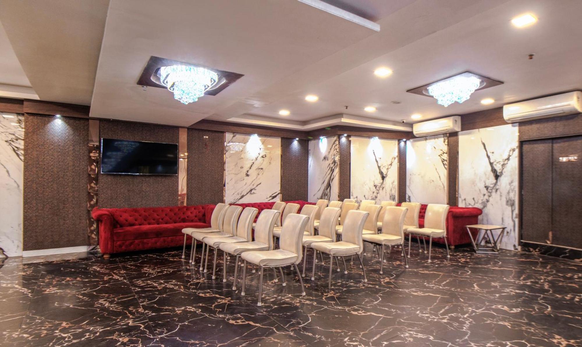 Hotel Orion Crystal Калькутта Экстерьер фото
