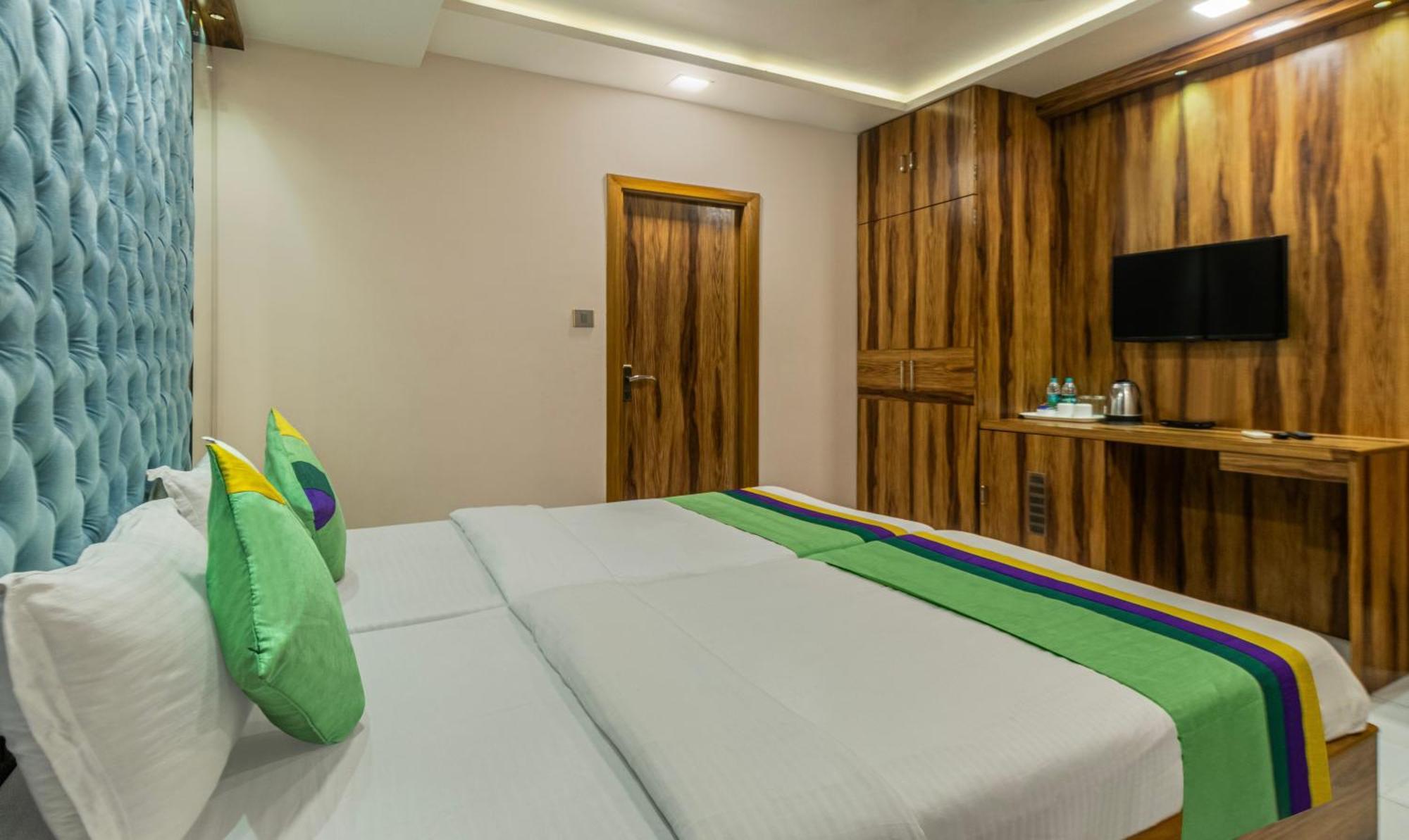 Hotel Orion Crystal Калькутта Экстерьер фото